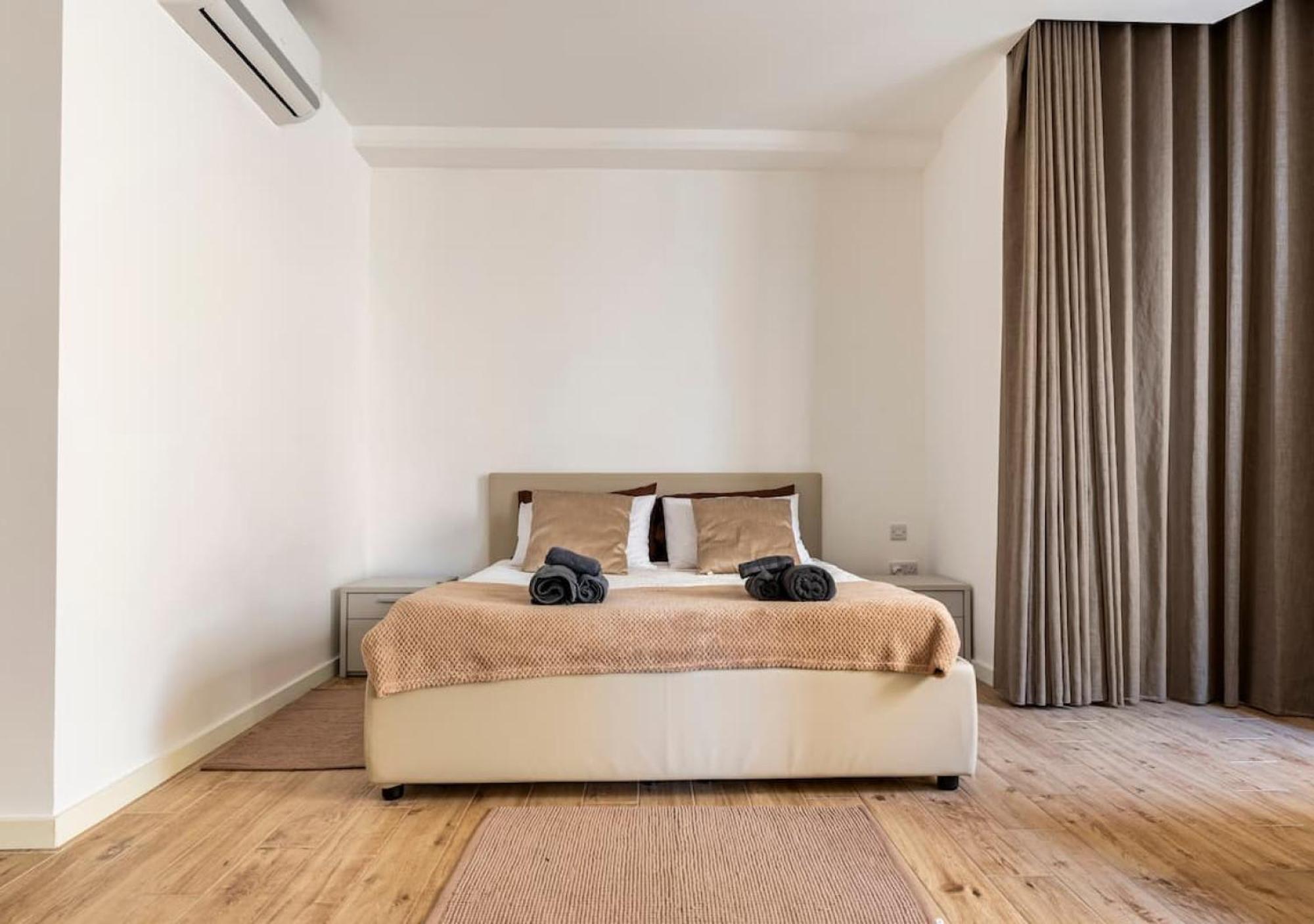 Sea View Luxury Haven Living & 3Bedrooms Seafront Sliema Exterior foto